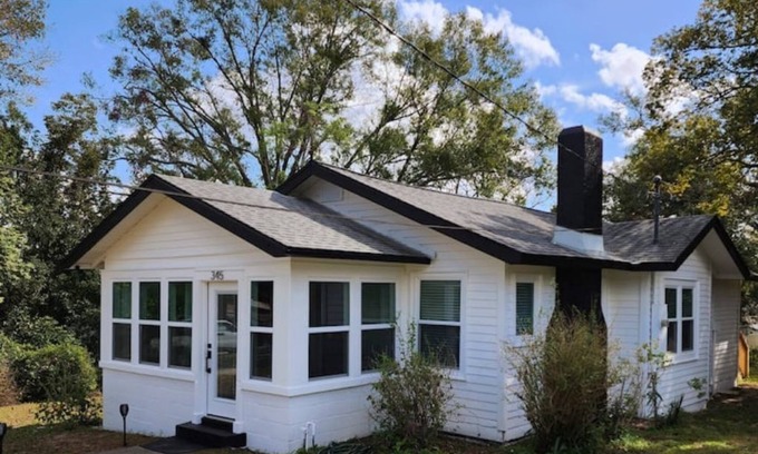 Clermont Cottage | Citrus Blossom Cottage
