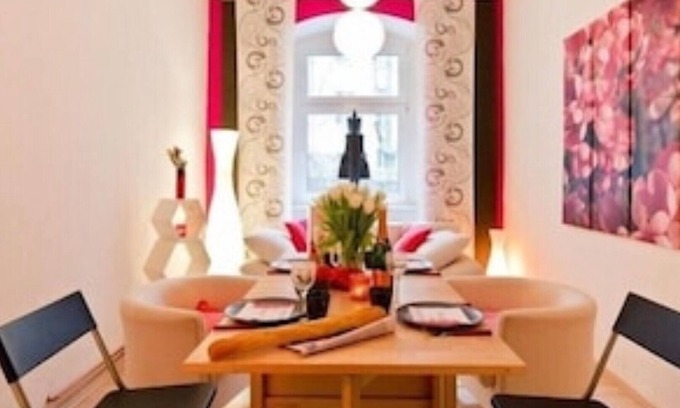 Schoeneberg Apartment | City Apartment 'buddha' - Zentrale Lage,