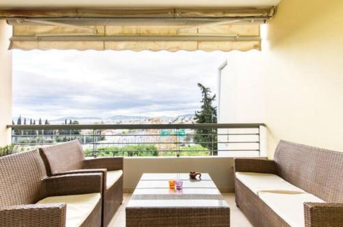 Amarousion Apartment | City apartment Mall center