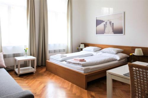 Prague 6 Apartment | City Castle Aparthotel
