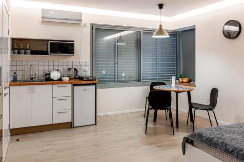 Netanya Apartment | City center family relax apartment