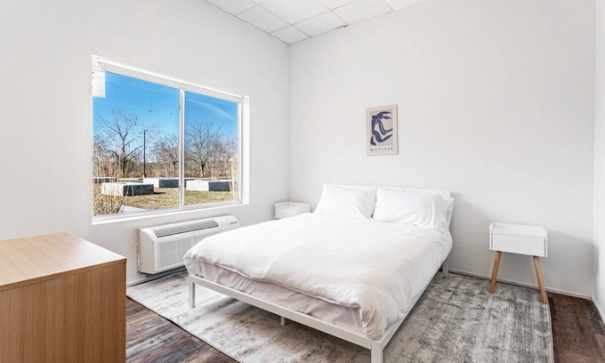 Meriden Apartment | City Center|Meriden|GYM|POOL