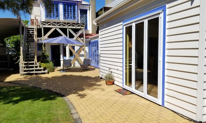 Invercargill City Centre House | City central apartment – modern, private & quiet
