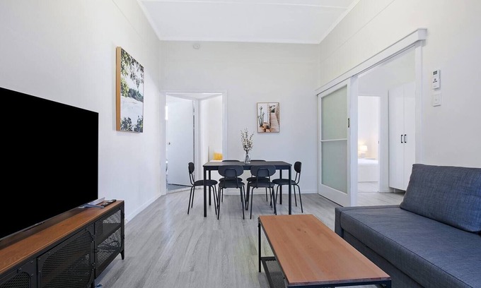 Kangaroo Point Apartment | City Centre Comfort Your Home in Vibrant Brisbane