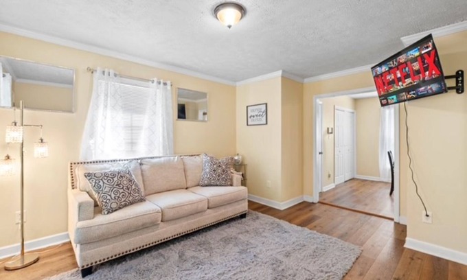 Atlanta House | City Convenience Meets Comfort