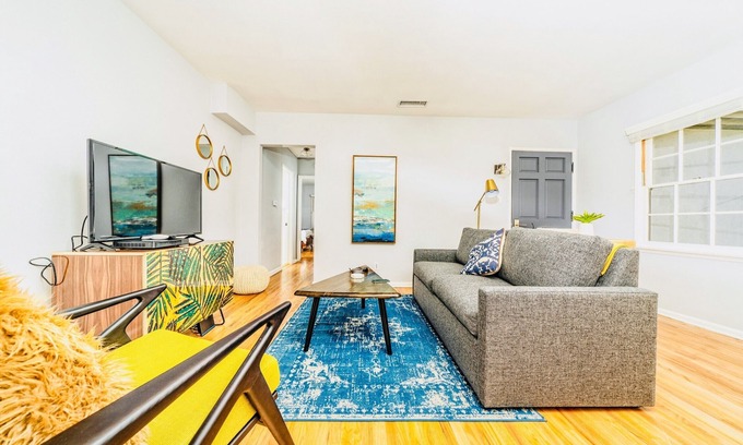 Burbank Apartment | City Haven