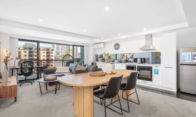 East Perth Apartment | City Life: 2BR Apt with Pool, Gym, Sauna & Car Bay