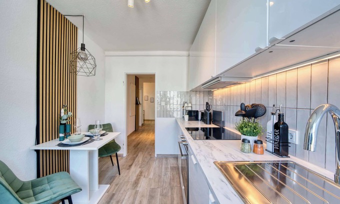Frauenland Apartment | City oasis: Park | Workstation | Netflix | Parking I Washing machine I Xbox