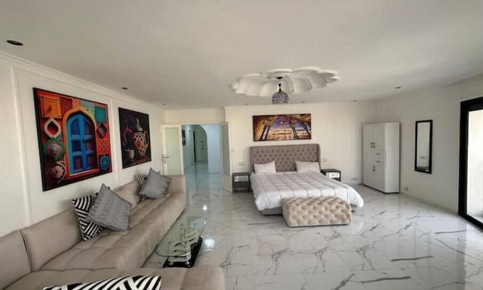 Casablanca City Center Apartment | City of Angels Penthouse