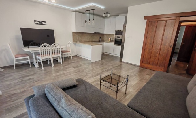Kecskemet Apartment | City Scape Apartment