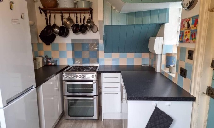 Chorlton-cum-Hardy House | City SuperHost Free Parking Chorlton Home