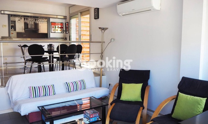 Platja d'Aro Apartment | CITYCENTER APARTMENT WITH 3 BEDROOMS AND 2 TERRACES, AT 3 MINUTES FROM THE BEACH