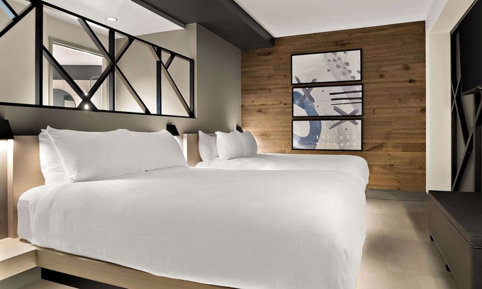 Port Huron Hotel | Cityflatshotel - Port Huron, Ascend Hotel Collection