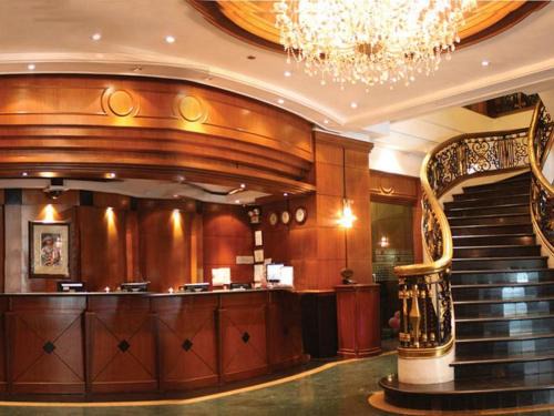 Ermita Hotel | CityState Tower Hotel