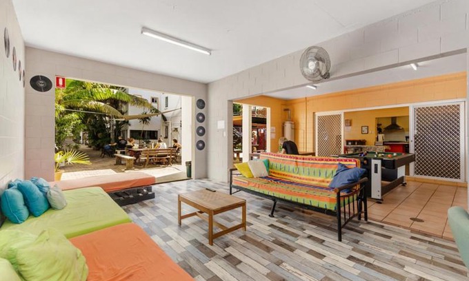 Townsville Hostel | Civic Guest House