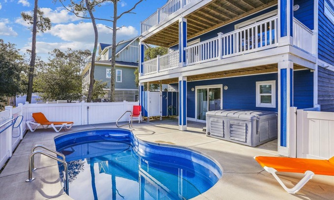 Whalehead Beach House | CL-8 "Southern Nights" Sat-Sat Semi-Soundfront Pvt Pool and Hot Tub Corolla Light!