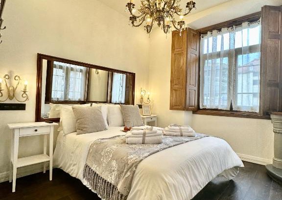 Cangas de Narcea House | CLAREN´S BOUTIQUE ROOMS