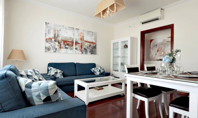 El Poble-sec Apartment | CLASSBEDROOM FIRA BUSINESS APARTMENT