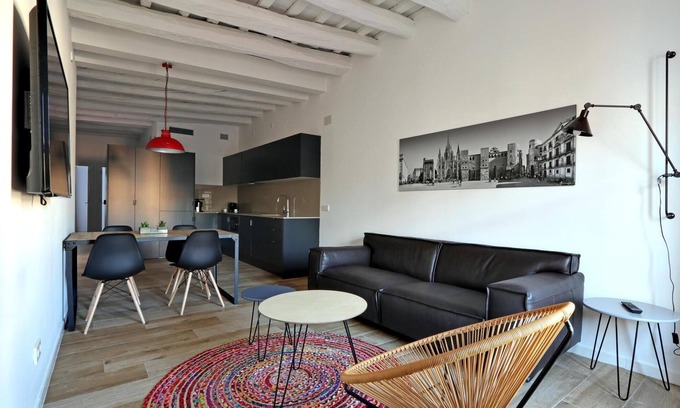 El Raval Apartment | CLASSBEDROOM PORT RAMBLAS 1