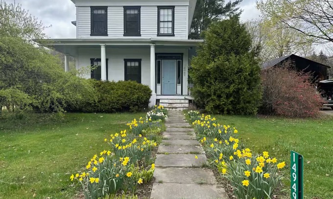 Downsville House | Classic Catskills Home, EV Friendly
