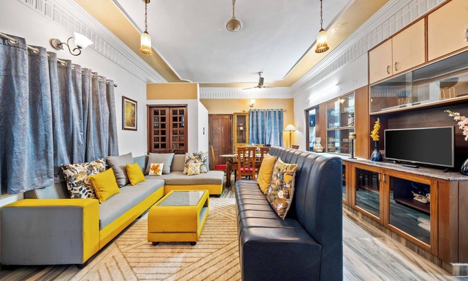 Koramangala 3 Block Villa | Classic Charm Villa by Spacez