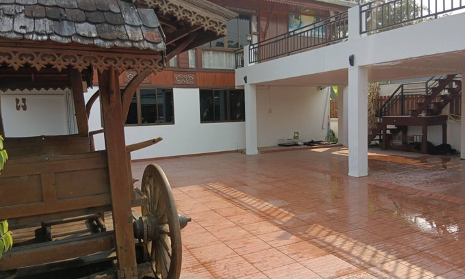 Pa Daet House | Classic Thai Healing Home near the airport