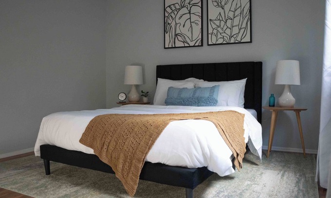 El Segundo Apartment | Clean 1BD Apartment by the Ocean