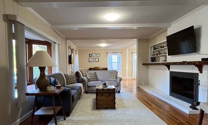 Clemson House | Clemson Creek Cottage