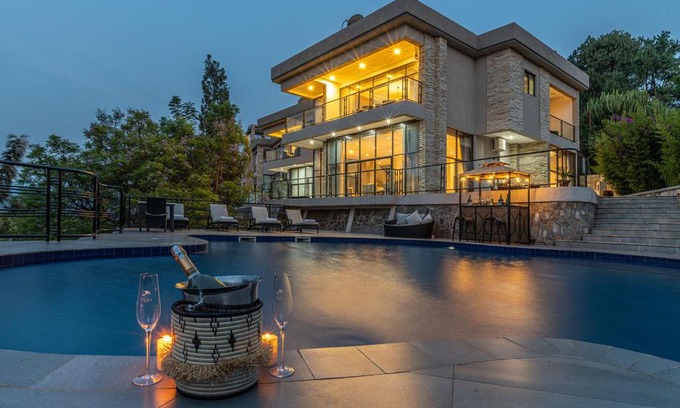 Kibuye Hotel | CLEO LAKE KIVU HOTEL