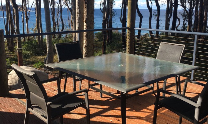 Rosedale House | Clifftop home Rosedale Beach