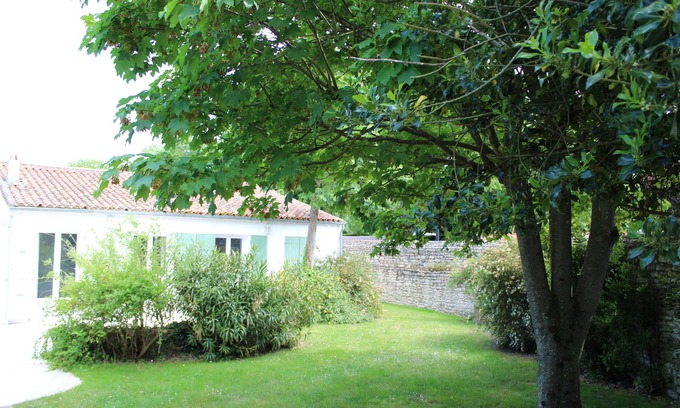 Saint-Martin-de-Re Villa | Clos du Père Ignace - villa in the heart of St Martin de Ré