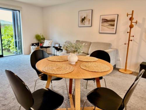 Addington Apartment | Close to Arena and one kilometer from Railway station onsite EV car park