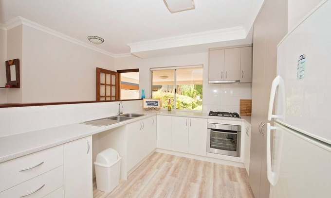 West Busselton House | Close to beach and town in a quiet location.