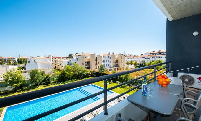 Santa Eulalia Apartment | Close to everything, 10 minutes from the beach on foot.