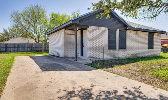 Weslaco House | Close to Town & Med Center: Weslaco Home