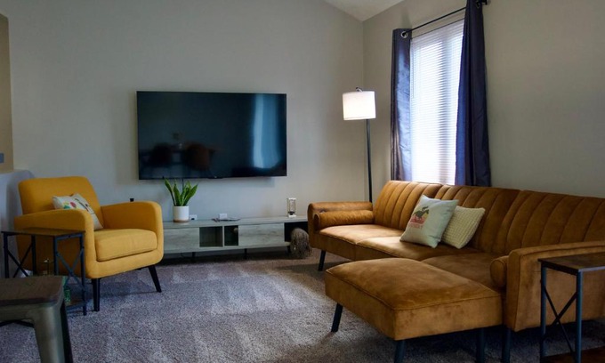 Elizabethtown Apartment | Cloud's Bnb - The Signature Suite, for cooks.