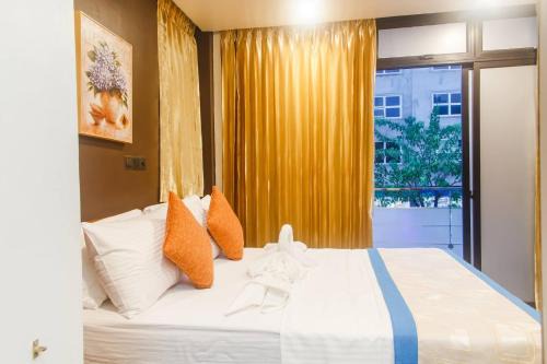 Hulhumale House | Club Blu