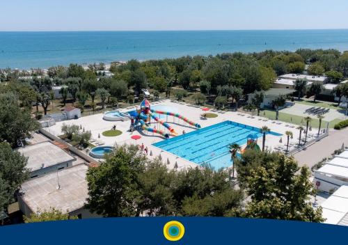 Cologna Spiaggia Resort | Club del Sole Stork Family Collection