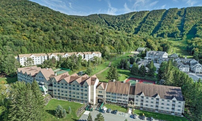 Hancock Condo | Club Wyndham Bentley Brook Resort - 2 Bedroom