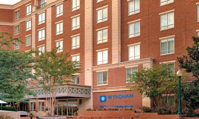 Old Town Alexandria Condo | Club Wyndham Old Town Alexandria
