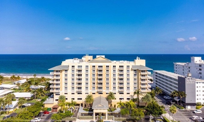 Pompano Beach Condo | Club Wyndham Royal Vista, Florida, 2 Bedroom Condo