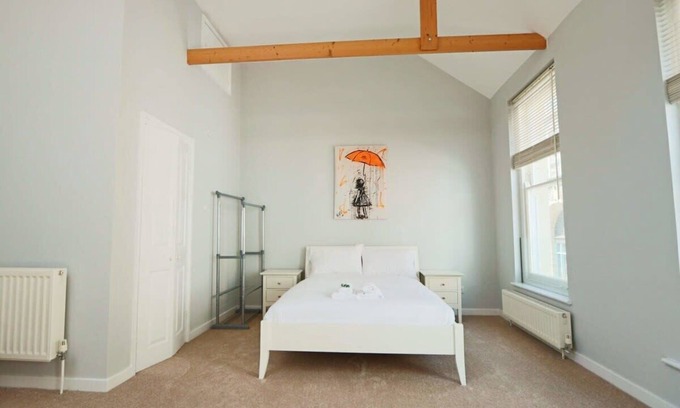 Clifton Apartment | Coach House in Clifton village