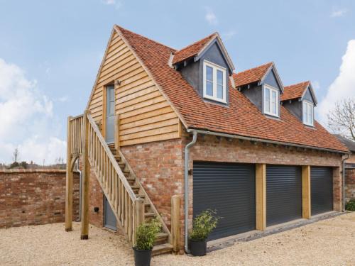 Quedgeley Apartment | Coach House Mews