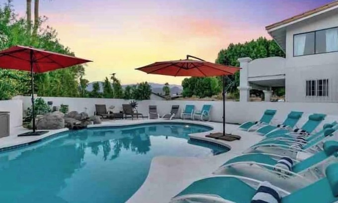 Bermuda Dunes House | Coachella & Summer Specials, inquire!Soccer, basketball, tennis, views, yoga+bar