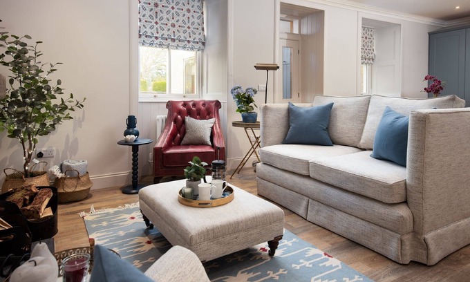 Peebles Cottage | Coachman's Cottage, Kailzie - sleeping 4 guests in 2 bedrooms