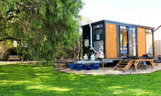 Sorell House | Coachman's Rest Cabin by Tiny Away