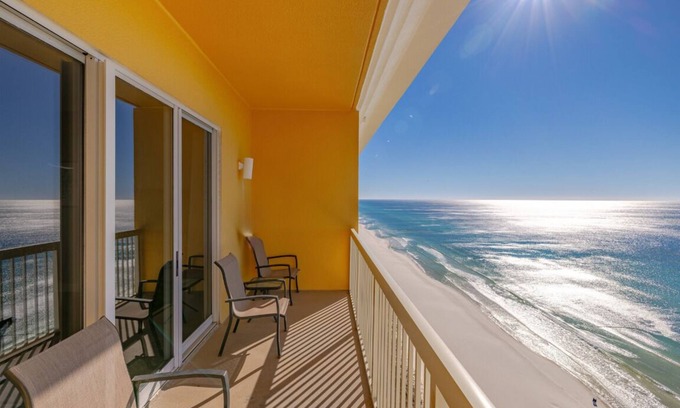 Avon Apartment | Coastal at Calypso - Prime Beachfront Location