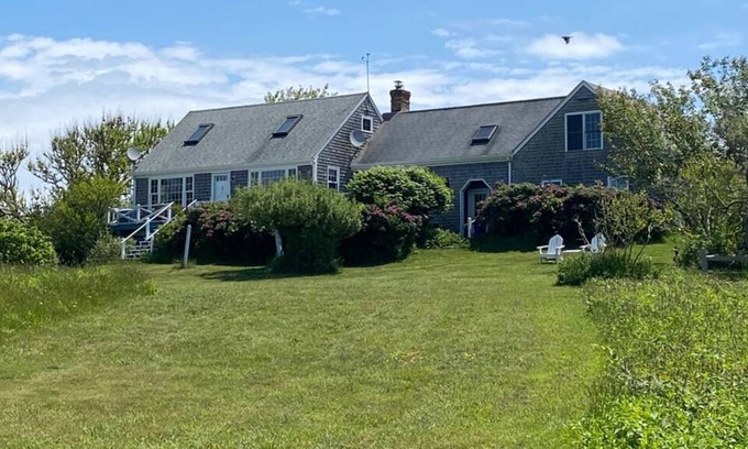 New Shoreham Cottage | Coastal Cape @ North End