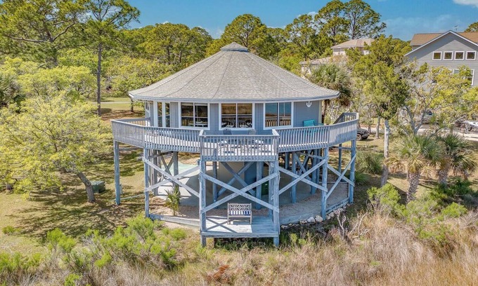 Panacea House | Coastal Cottage- a nature lover's paradise!