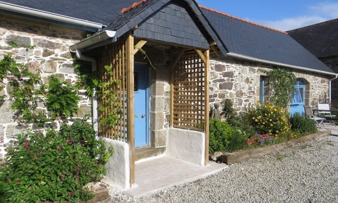 Plomodiern House | Coastal cottage with heated pool and gardens, 10 mins to beach